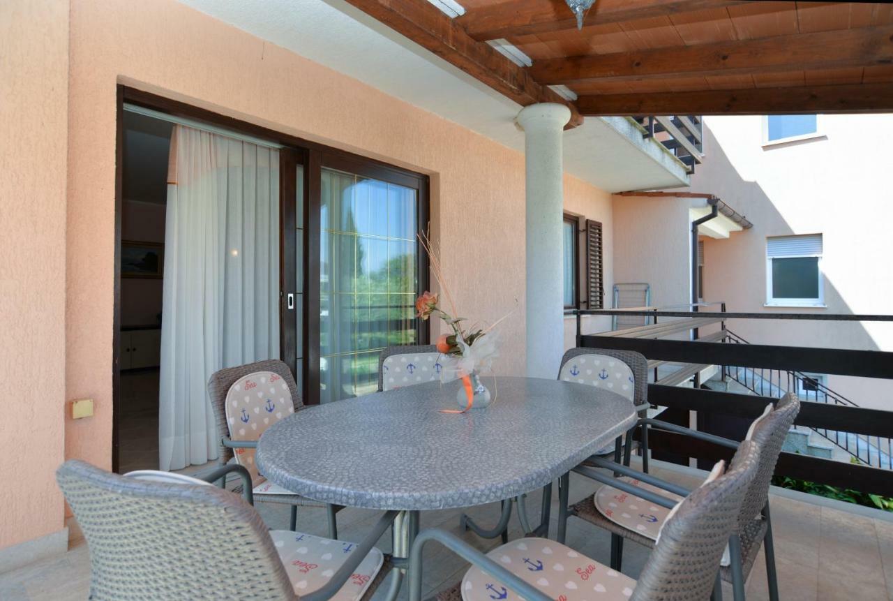 Apartment Gracijela 827 ميدولين المظهر الخارجي الصورة