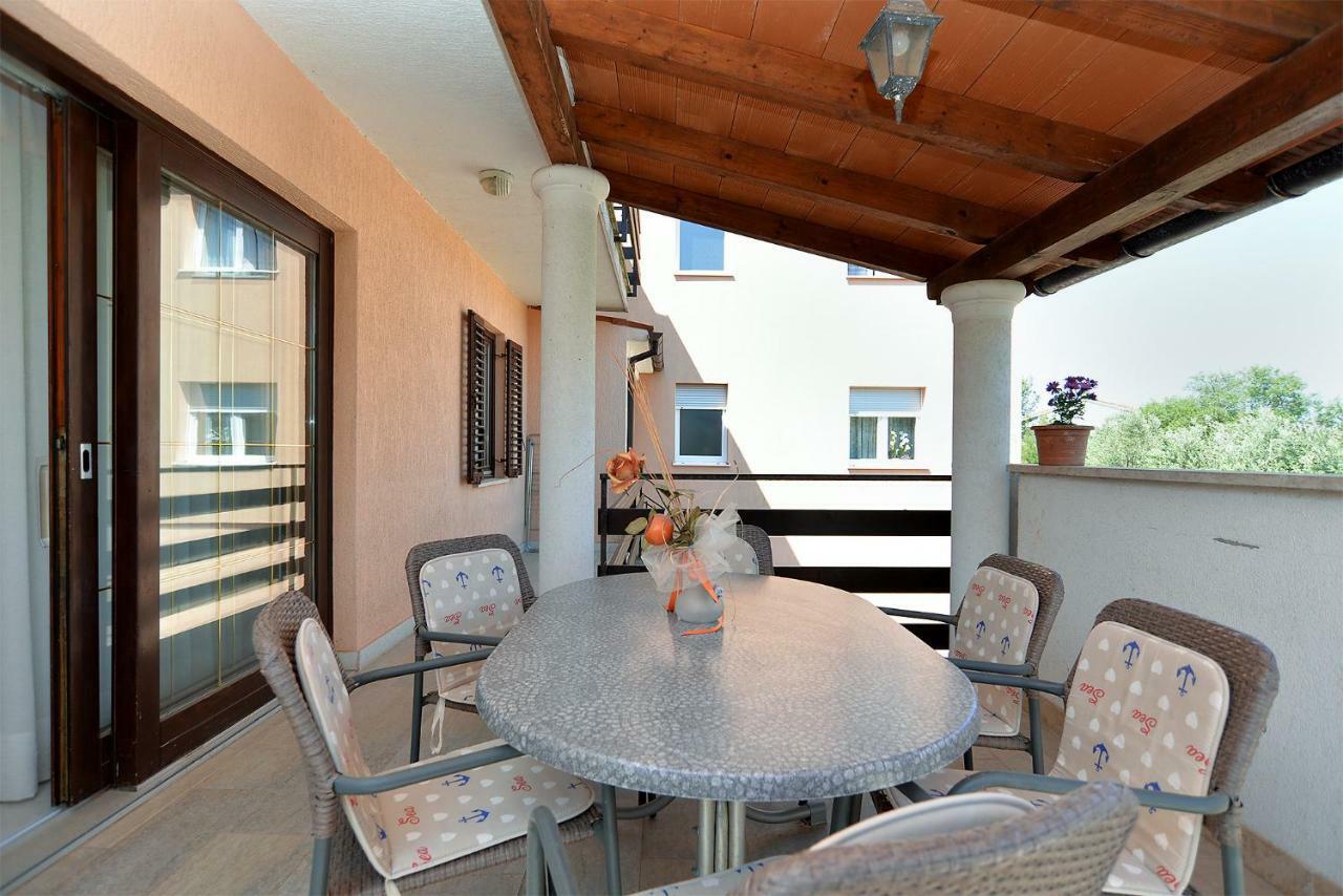 Apartment Gracijela 827 ميدولين المظهر الخارجي الصورة